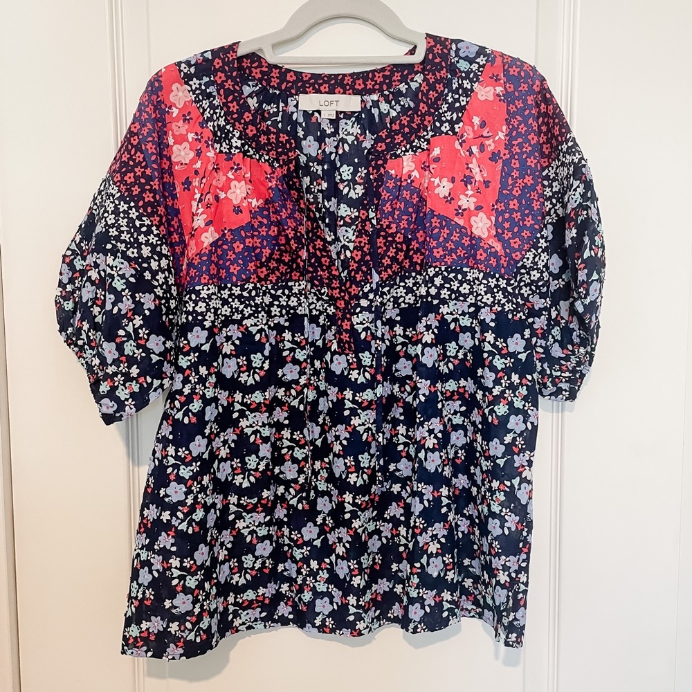 LOFT blue and red floral top